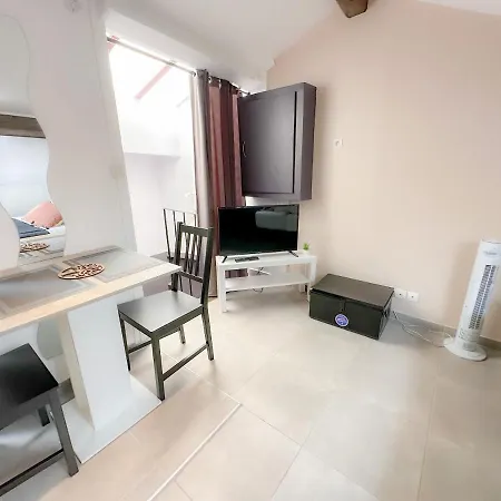 Cerf4-centre Meaux-gare-disney Apartment *