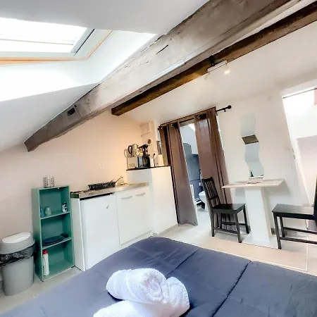 Apartment Cerf4-centre Meaux-gare-disney *